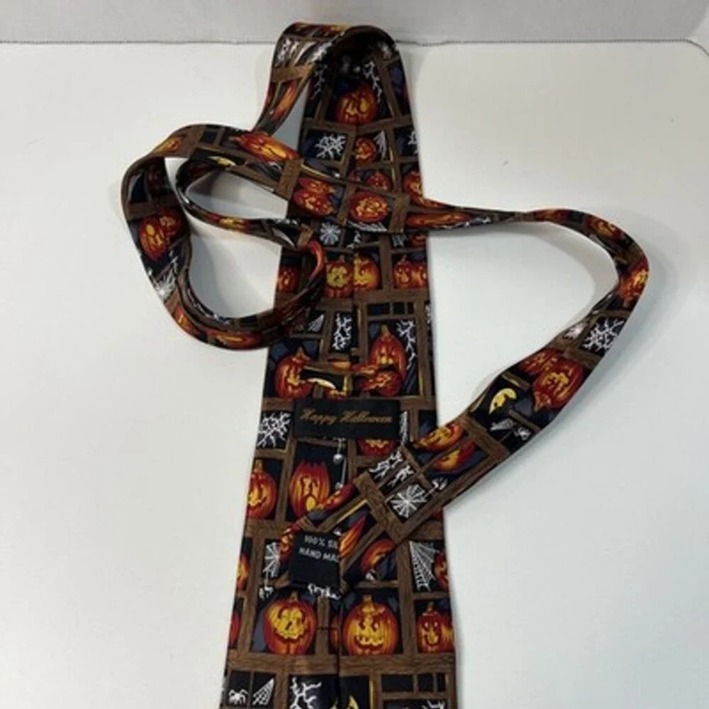 Jack O’Lantern Pumpkin Halloween Silk Tie Necktie 57”x4”